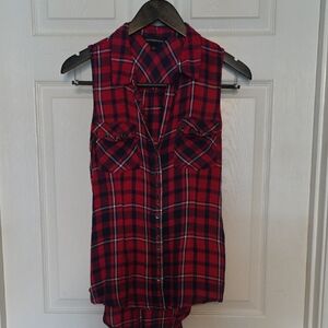 Rock Republic Checkerd Sleevless Button Up